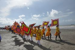 Fête du village de Tra Co - un festival avec ses propres caractéristiques des riverains