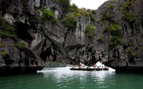 Grotte Luon - Croisière à la baie d'Halong