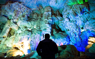 grotte hanh baie d'halong