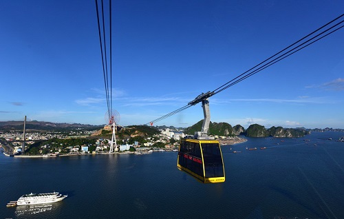 voyage baie d'halong vue paronamique